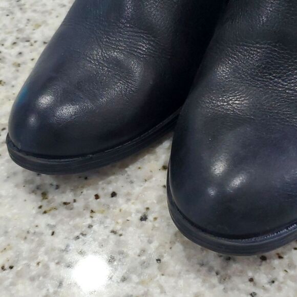 Naturalizer Womans Leather Black Ankle Boot, Zarin, Size 7W - Picture 3 of 10